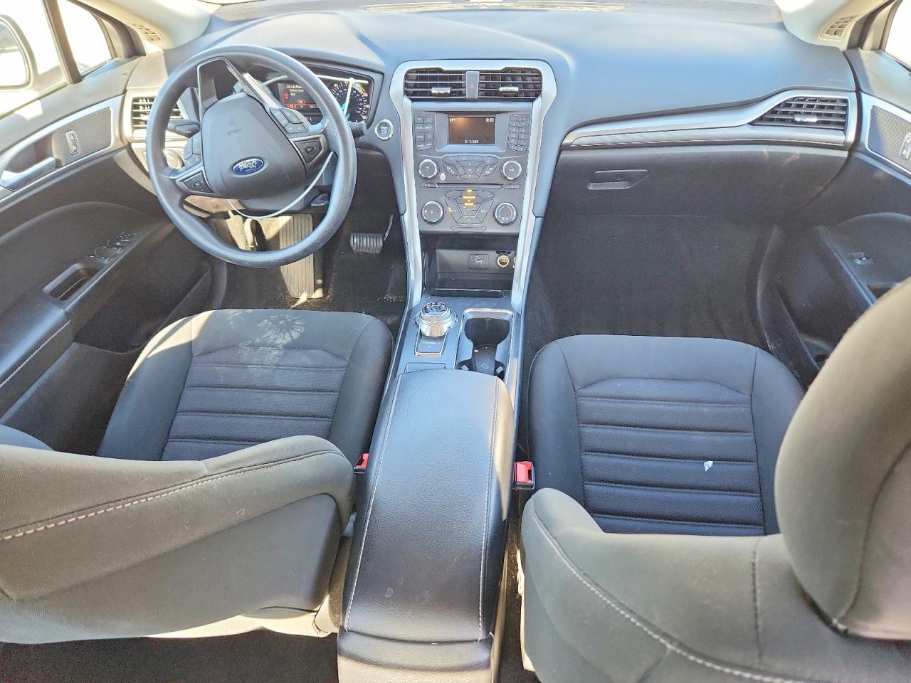 2018 FORD FUSION SE photo 22