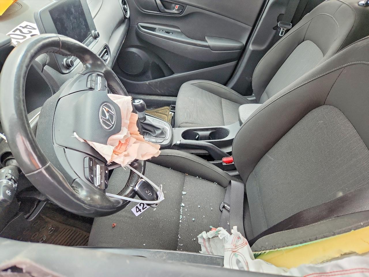 2022 HYUNDAI KONA SE photo 13