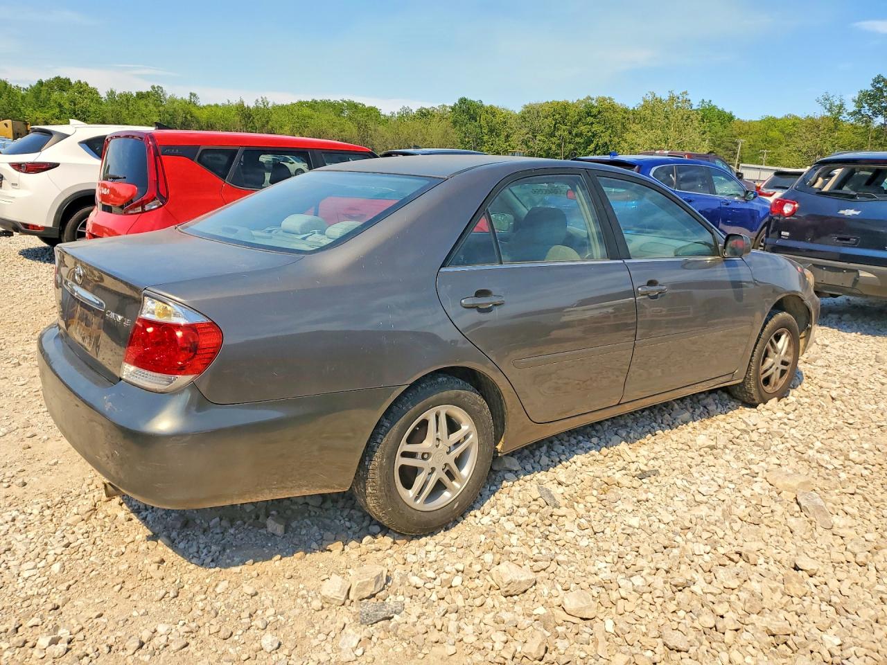 2005 TOYOTA CAMRY LE photo 7