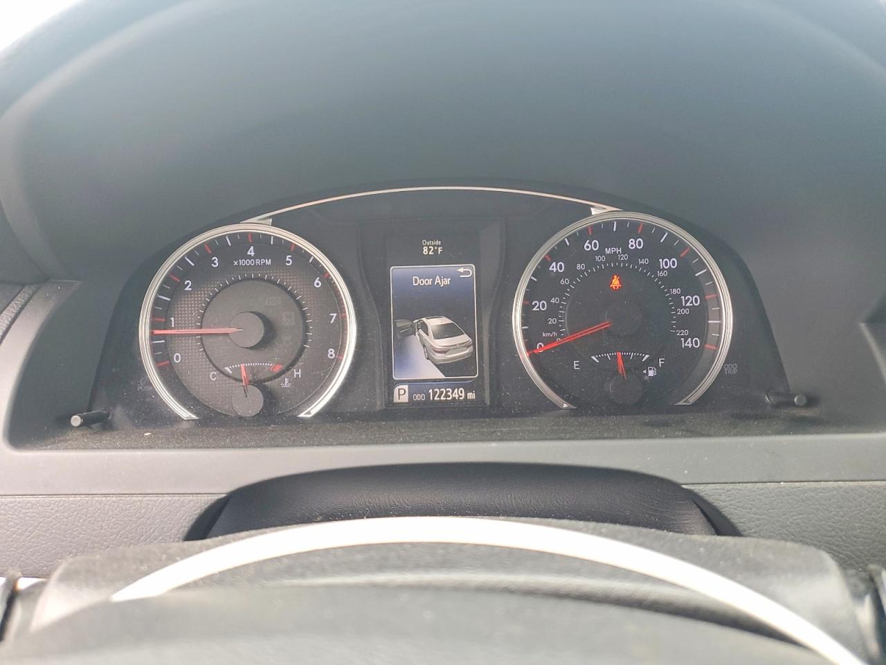 2015 TOYOTA CAMRY SE photo 17