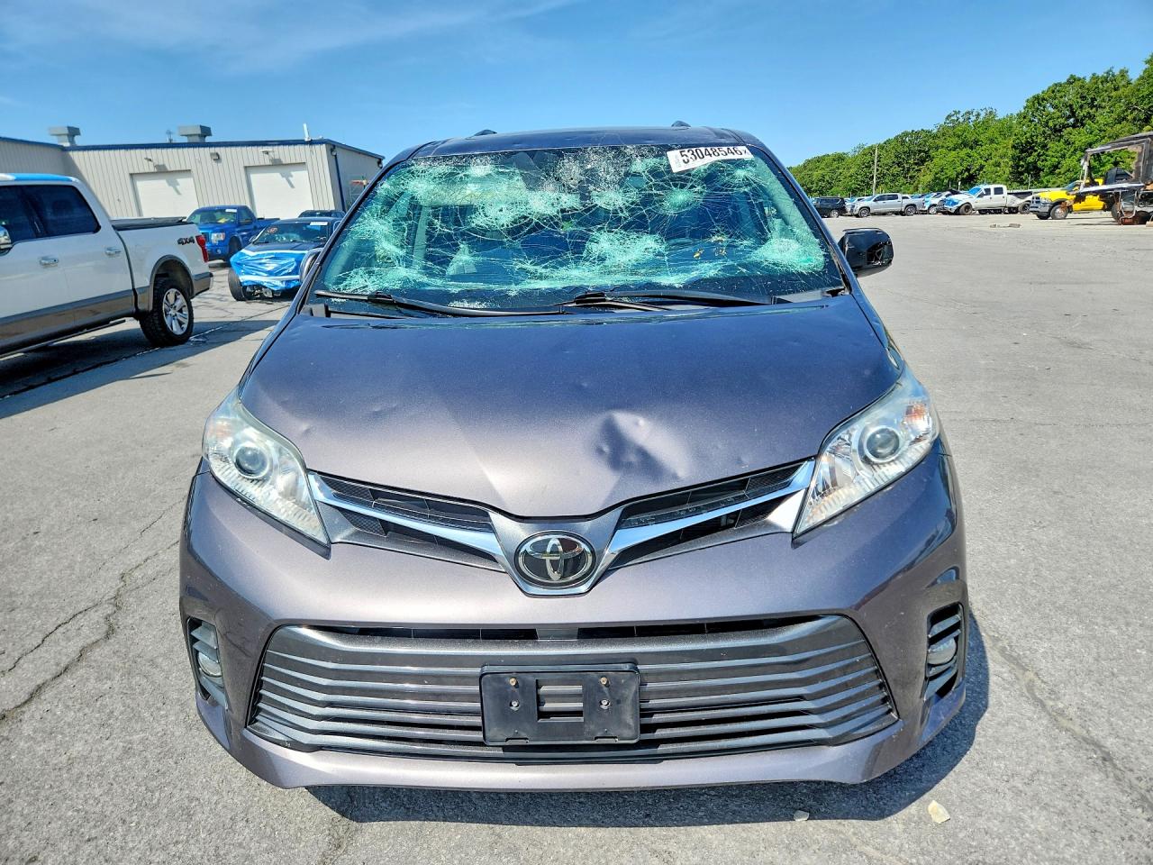 2020 TOYOTA SIENNA XLE 8-PASSENGER photo 13