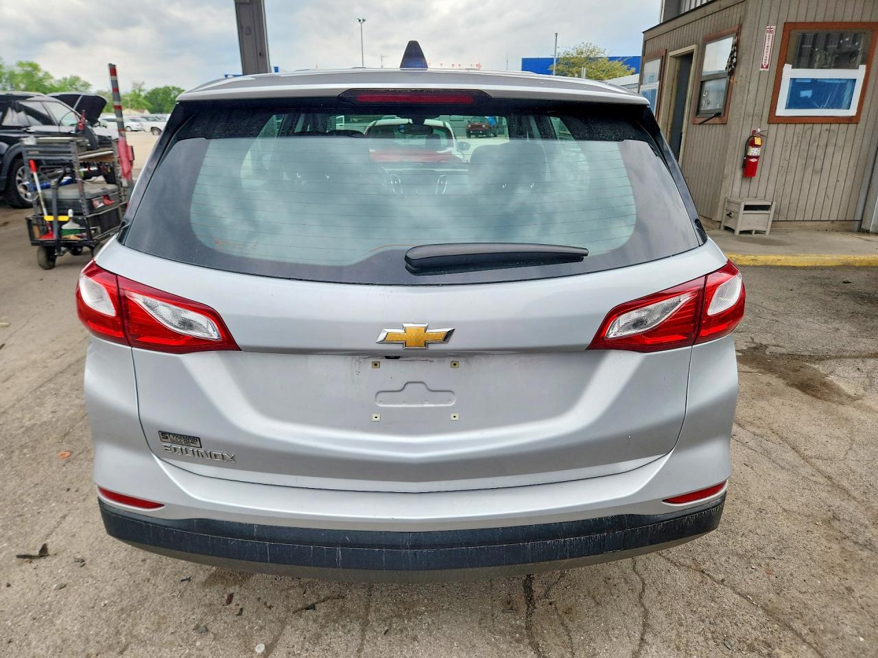 2019 CHEVROLET EQUINOX LS photo 6