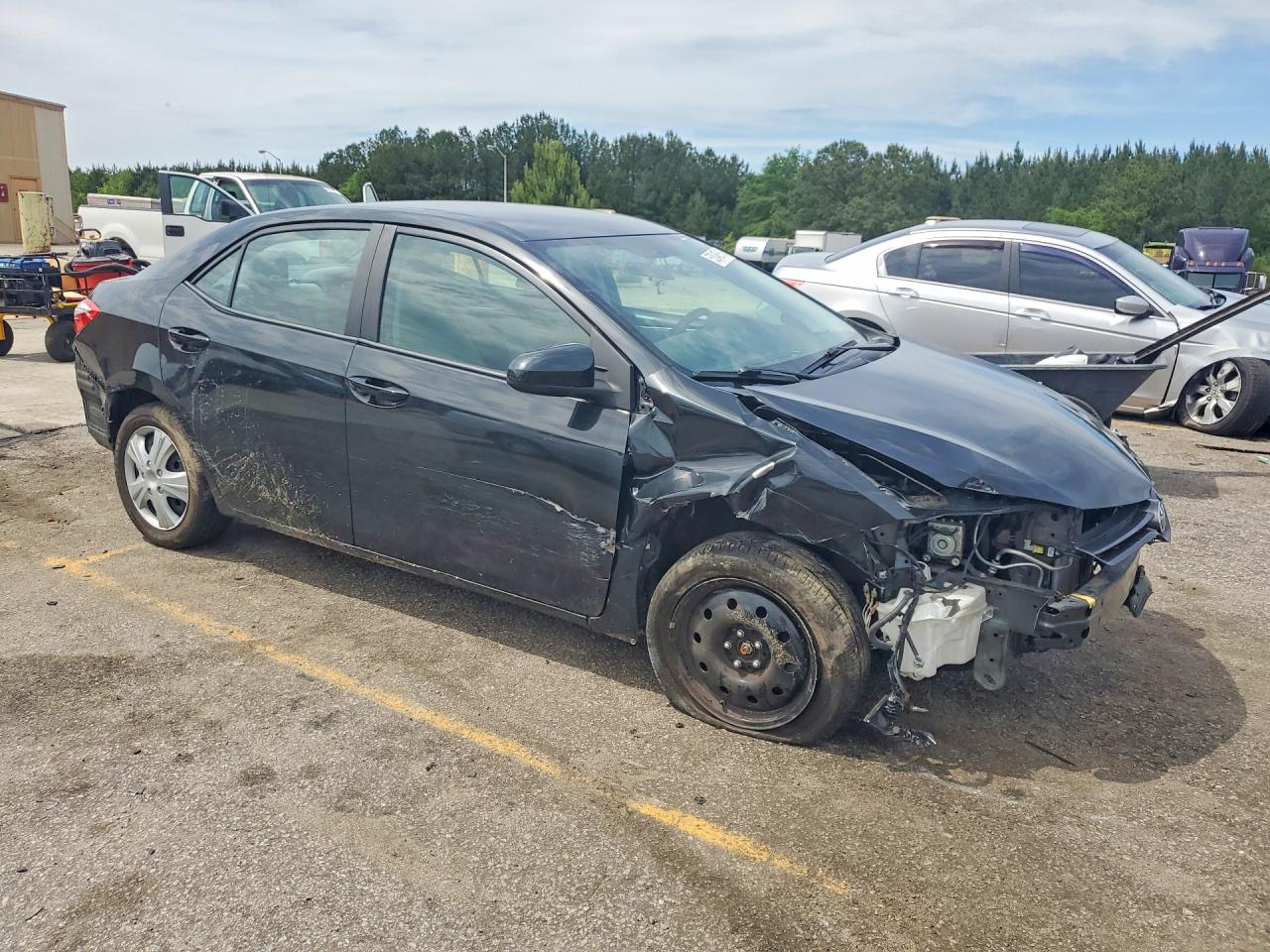 2016 TOYOTA COROLLA LE photo 10