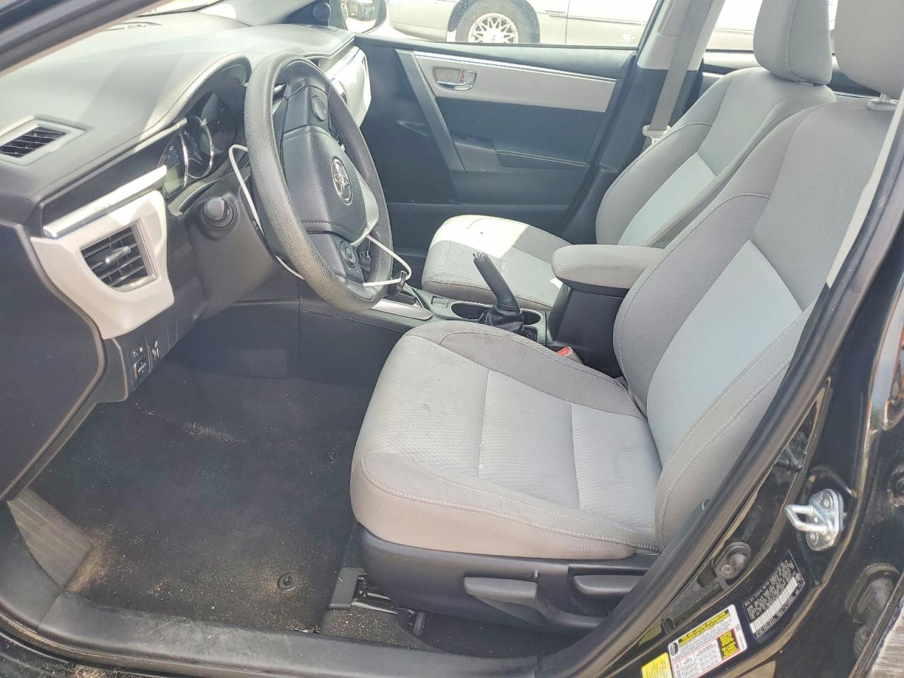 2016 TOYOTA COROLLA LE photo 19