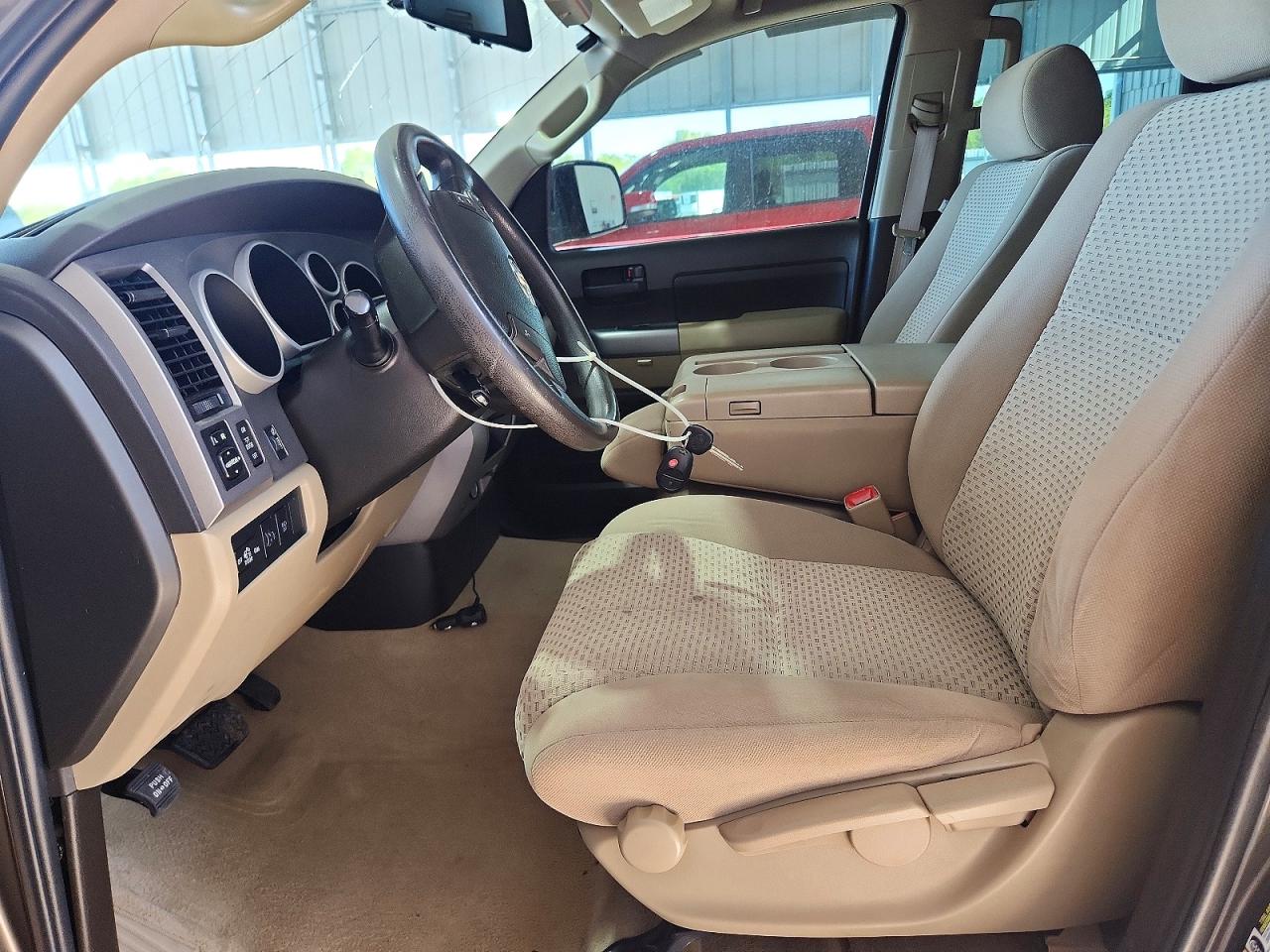 2011 TOYOTA TUNDRA DOUBLE CAB SR5 photo 13