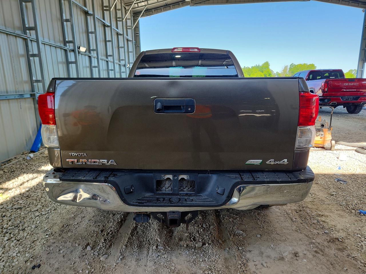 2011 TOYOTA TUNDRA DOUBLE CAB SR5 photo 11