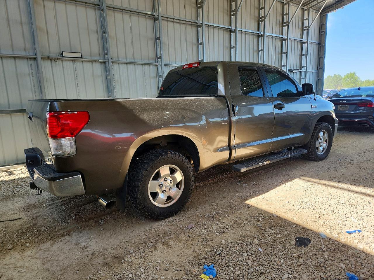 2011 TOYOTA TUNDRA DOUBLE CAB SR5 photo 5