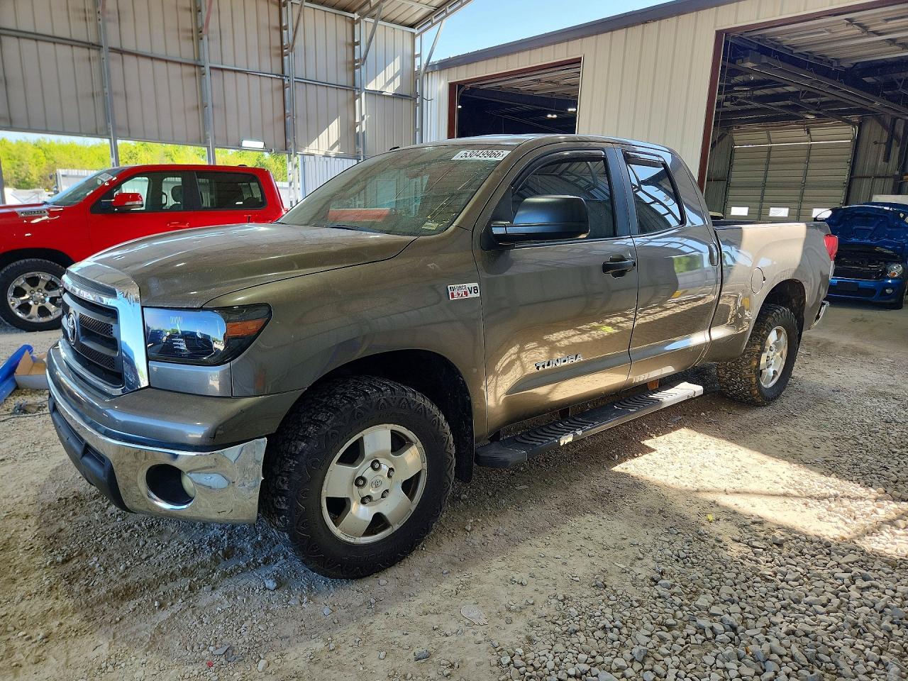 2011 TOYOTA TUNDRA