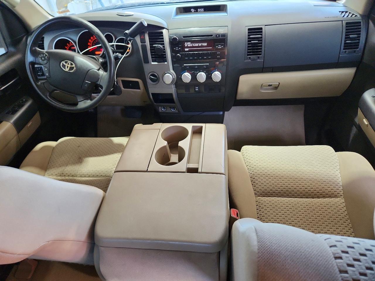2011 TOYOTA TUNDRA DOUBLE CAB SR5 photo 15