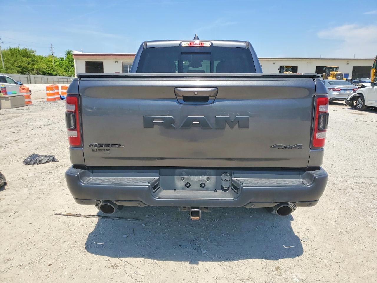 2019 RAM 1500 REBEL photo 16