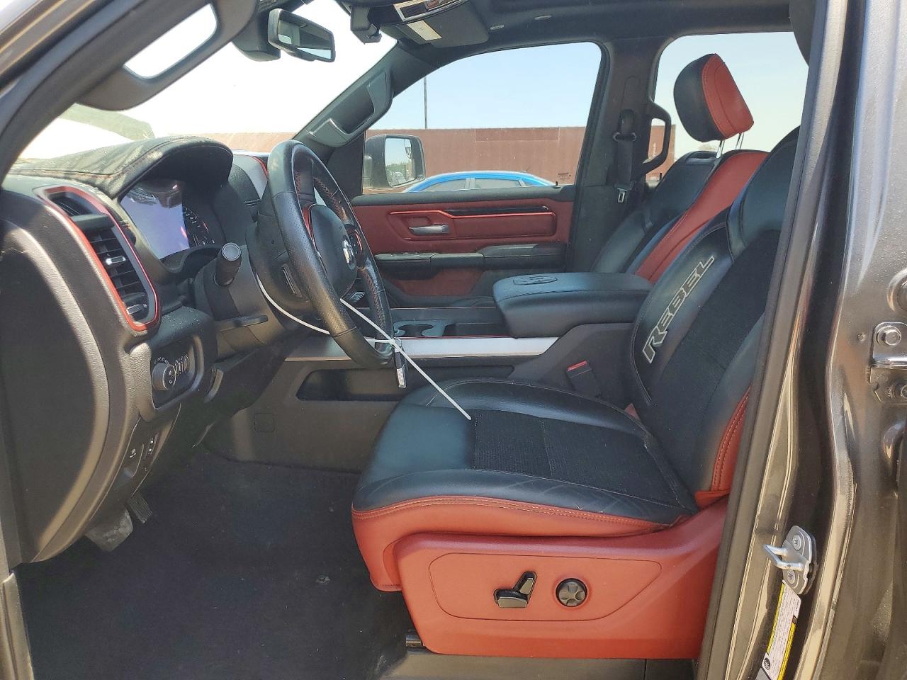 2019 RAM 1500 REBEL photo 19