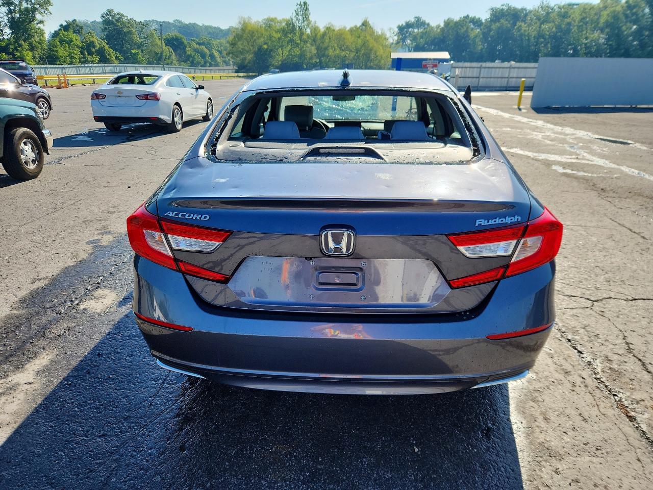 2018 HONDA ACCORD LX photo 16