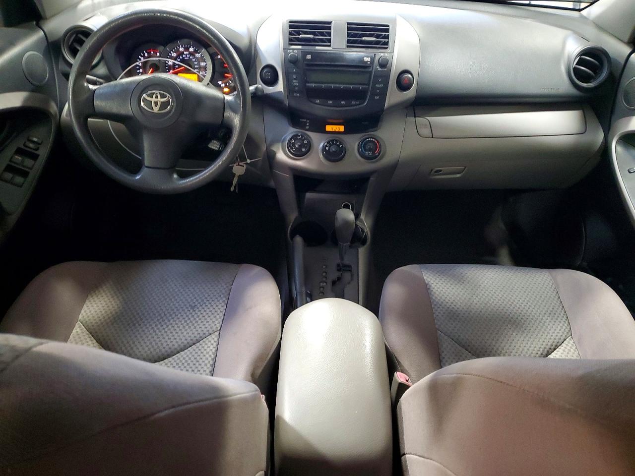 2007 TOYOTA RAV4 BASE photo 8
