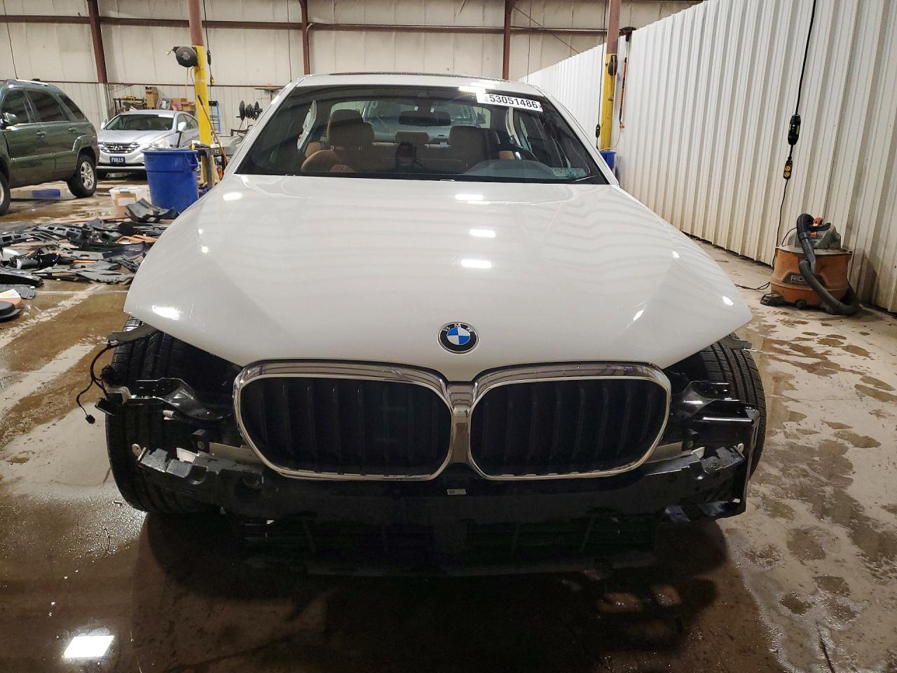2022 BMW 530 XI photo 9