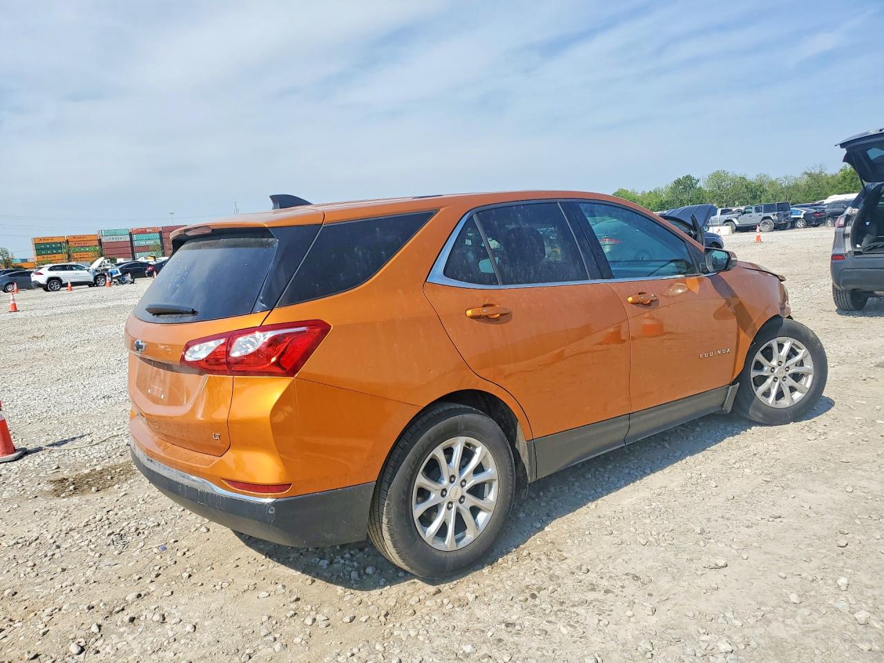 2019 CHEVROLET EQUINOX LT photo 3