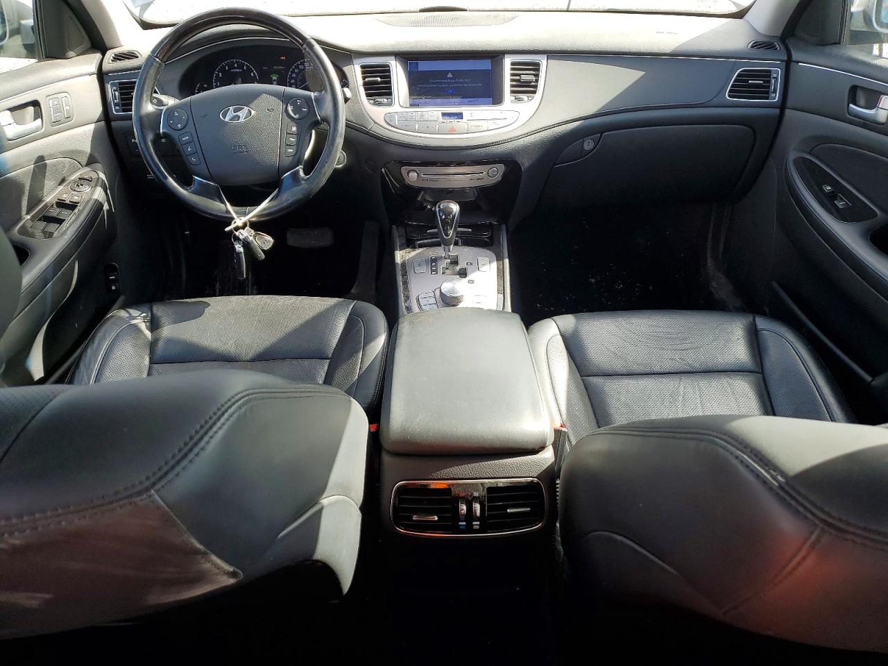 2012 HYUNDAI GENESIS 3.8L photo 8