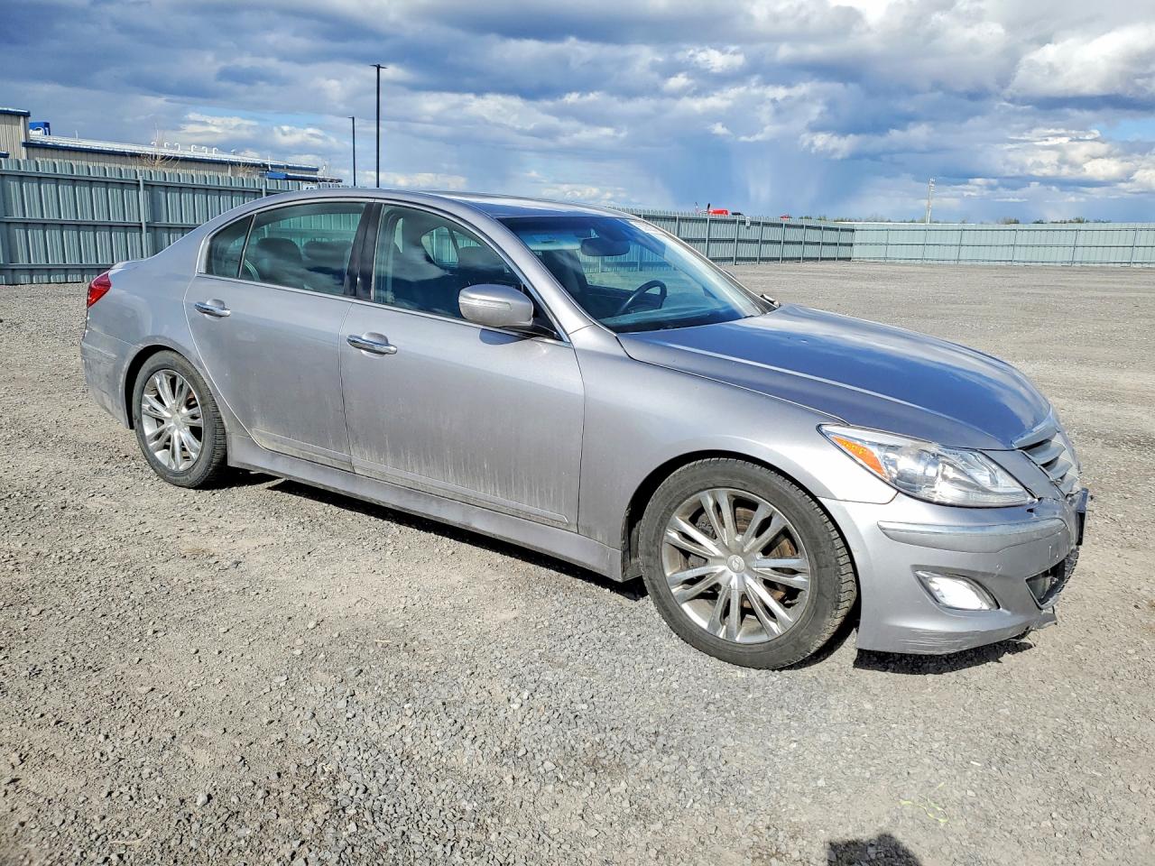 2012 HYUNDAI GENESIS 3.8L photo 4