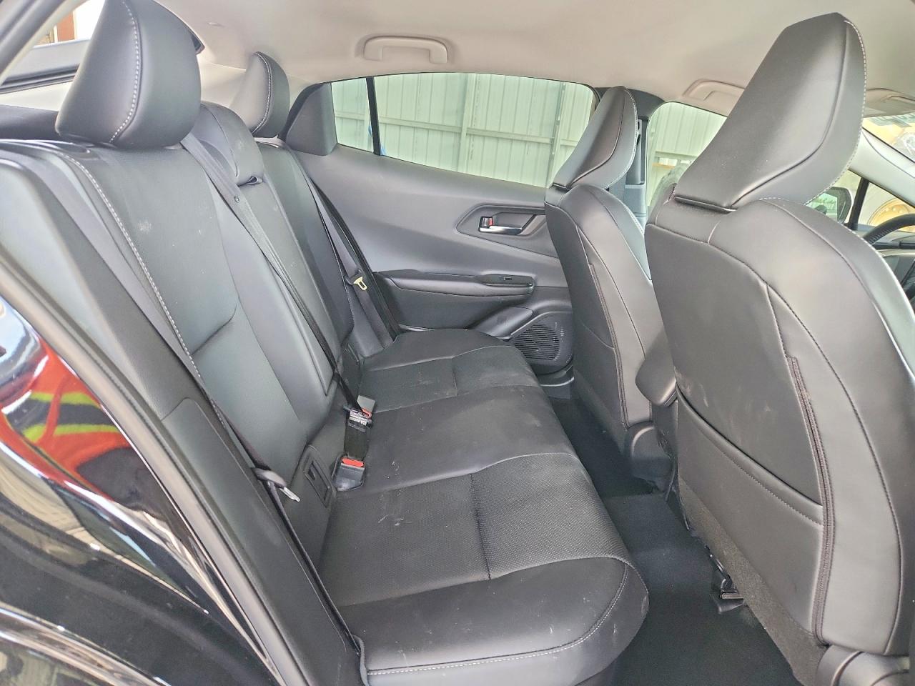 2024 TOYOTA PRIUS XLE photo 21