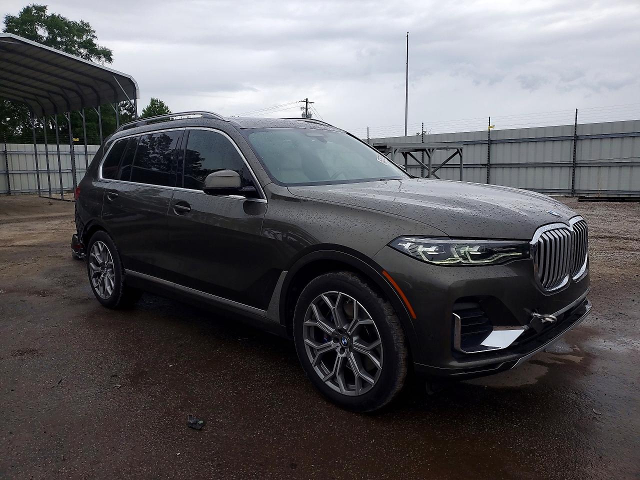 2021 BMW X7 XDRIVE40I photo 4