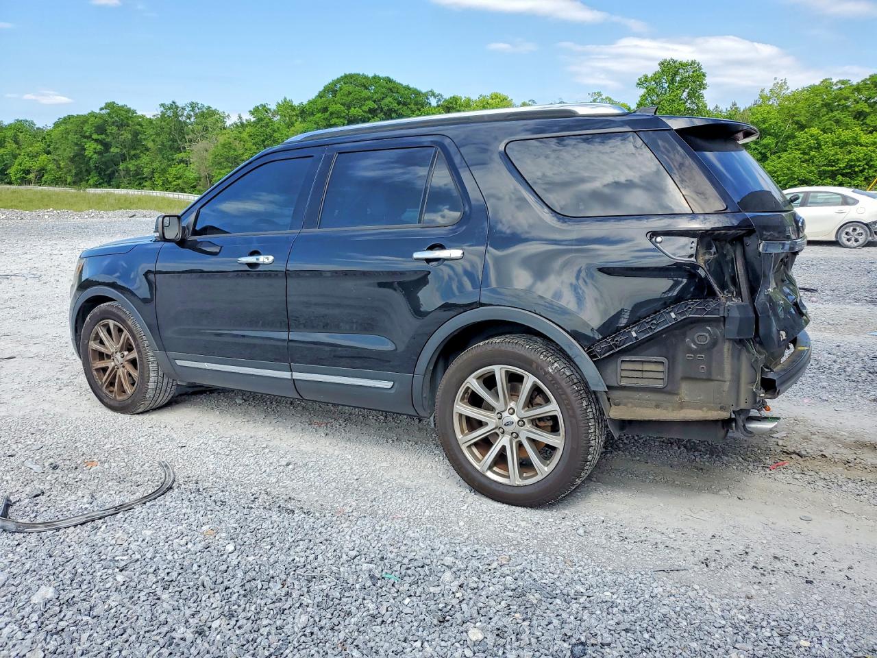 2017 FORD EXPLORER LIMITED photo 2
