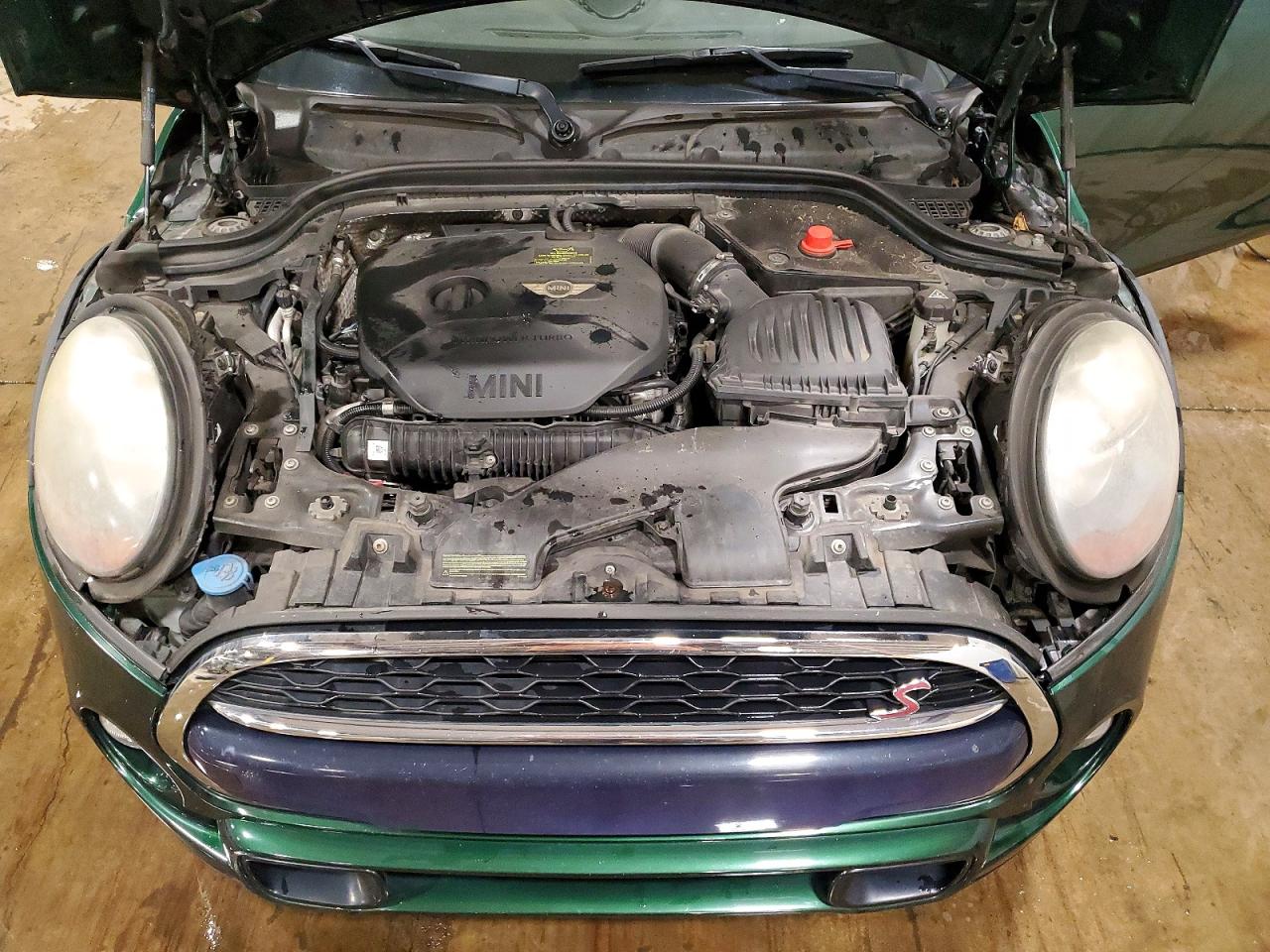 2014 MINI COOPER S photo 11