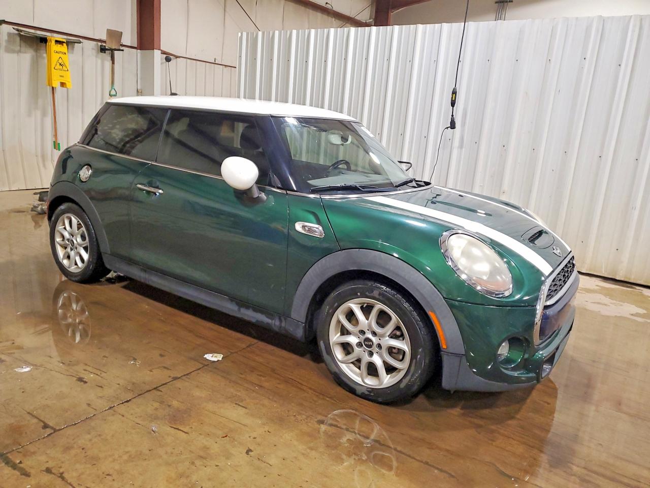 2014 MINI COOPER S photo 4