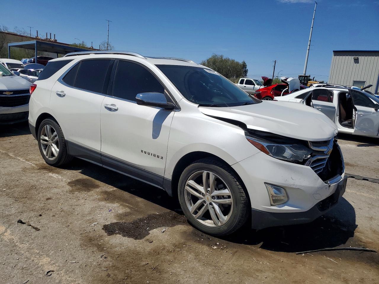 2018 CHEVROLET EQUINOX PREMIER photo 10