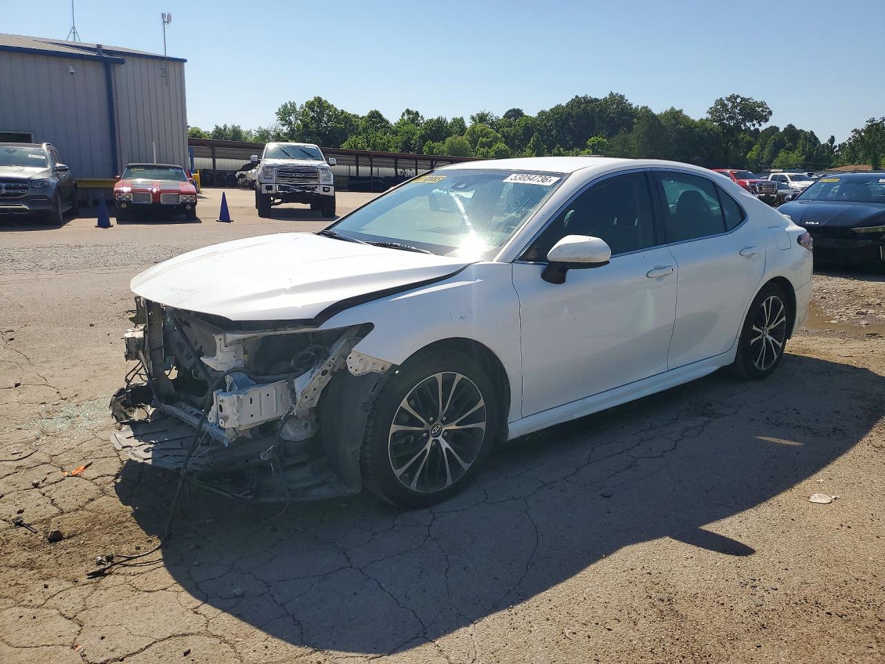 2018 TOYOTA CAMRY