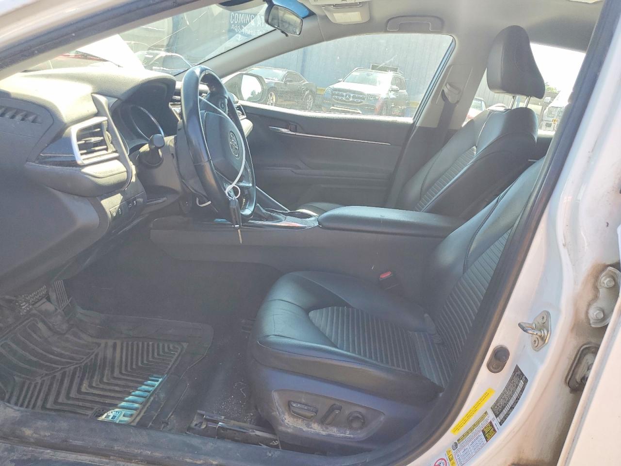 2018 TOYOTA CAMRY SE photo 13