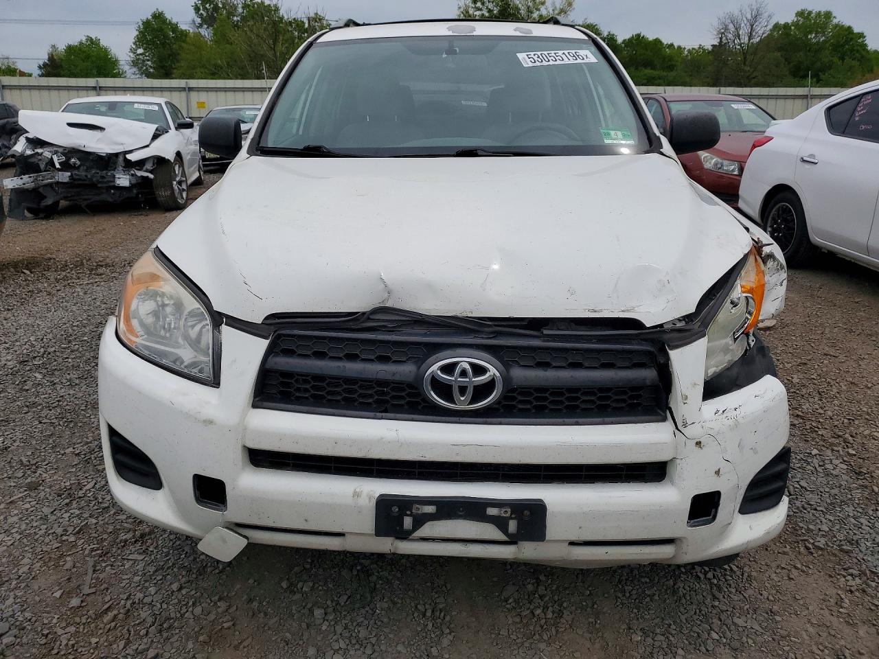 2012 TOYOTA RAV4 BASE photo 17