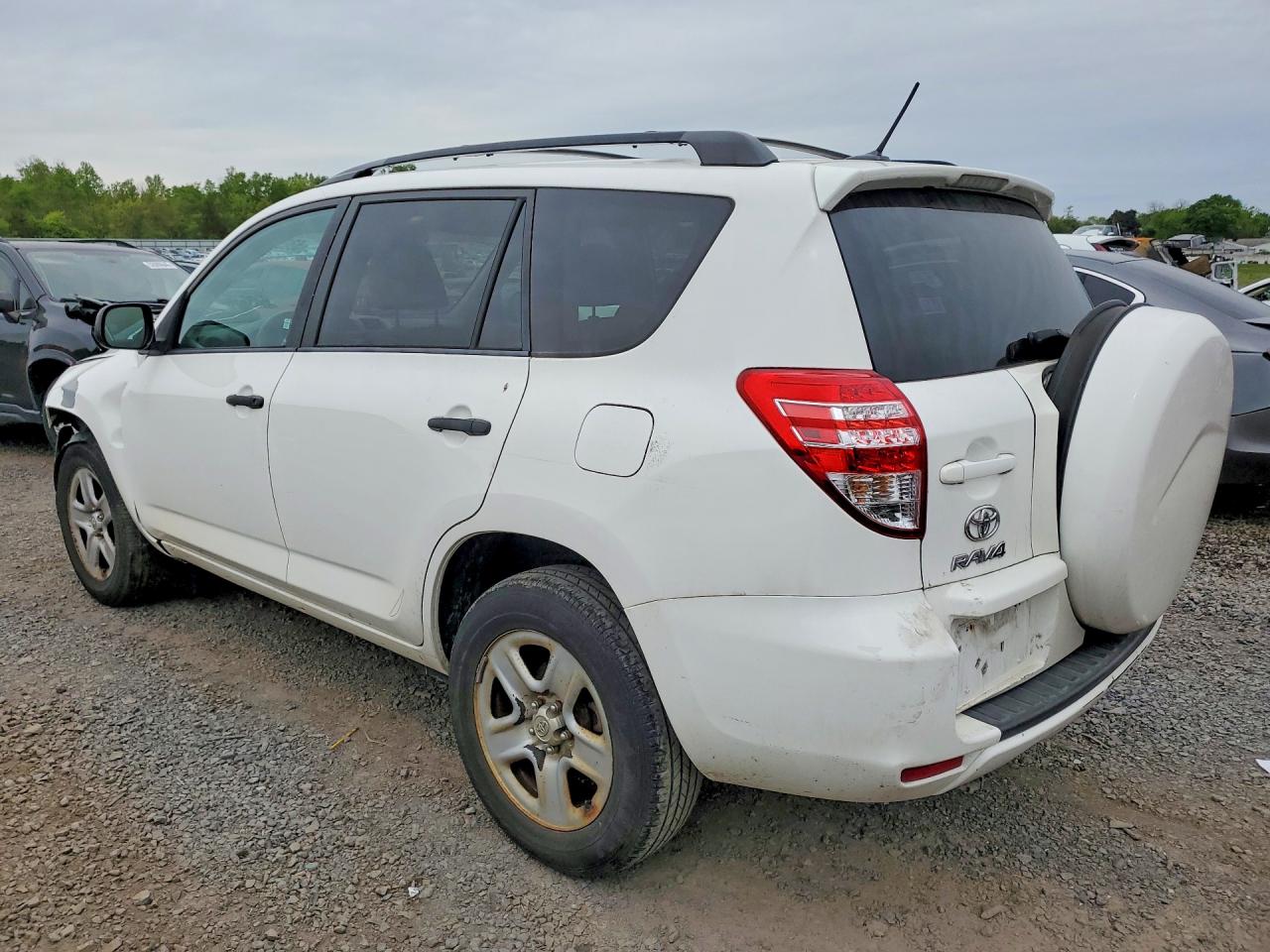 2012 TOYOTA RAV4 BASE photo 5