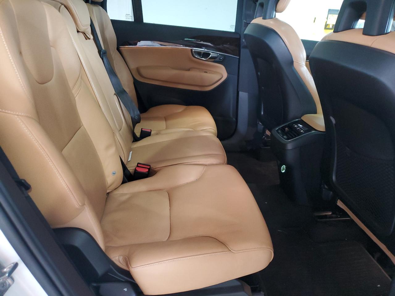 2016 VOLVO XC90 T6 photo 11