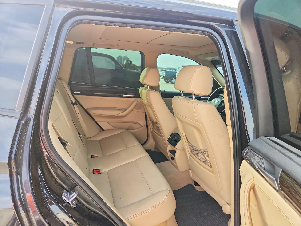 2013 BMW X3 XDRIVE28I photo 19