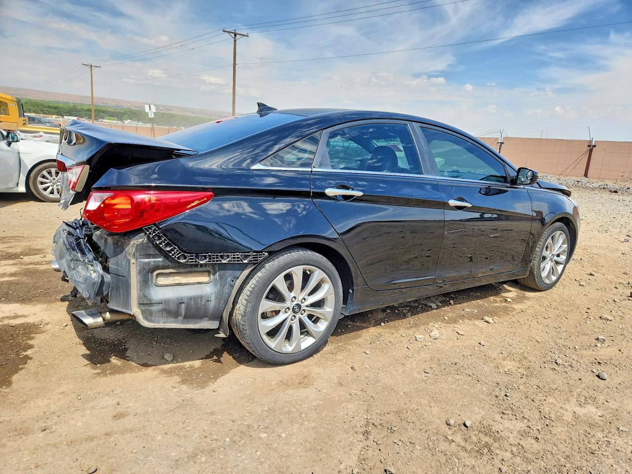 2013 HYUNDAI SONATA SE photo 5