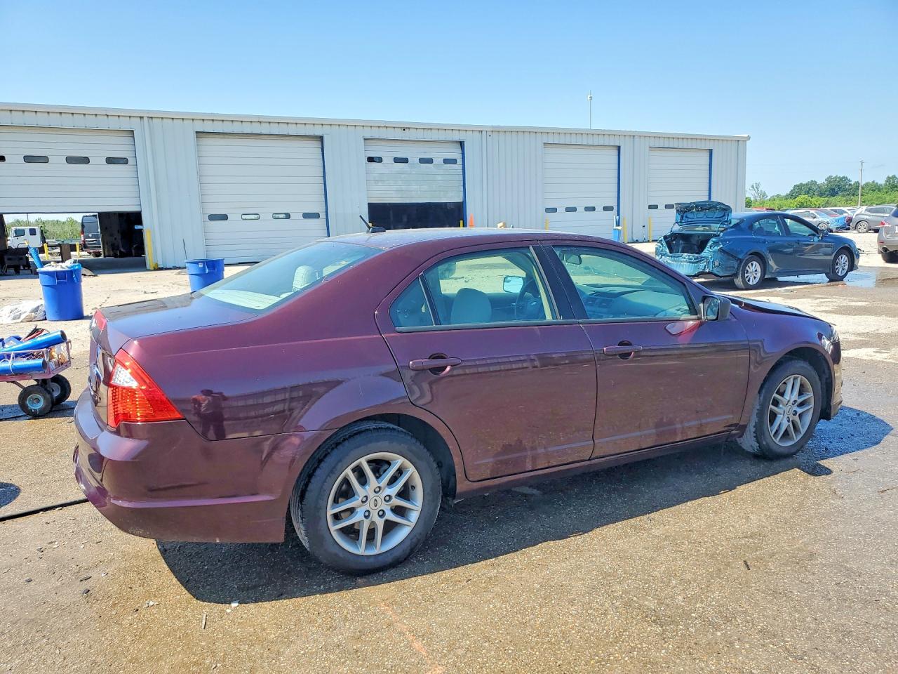 2012 FORD FUSION S photo 3