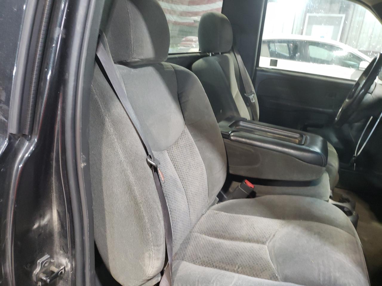 2003 CHEVROLET SILVERADO C1500 photo 10