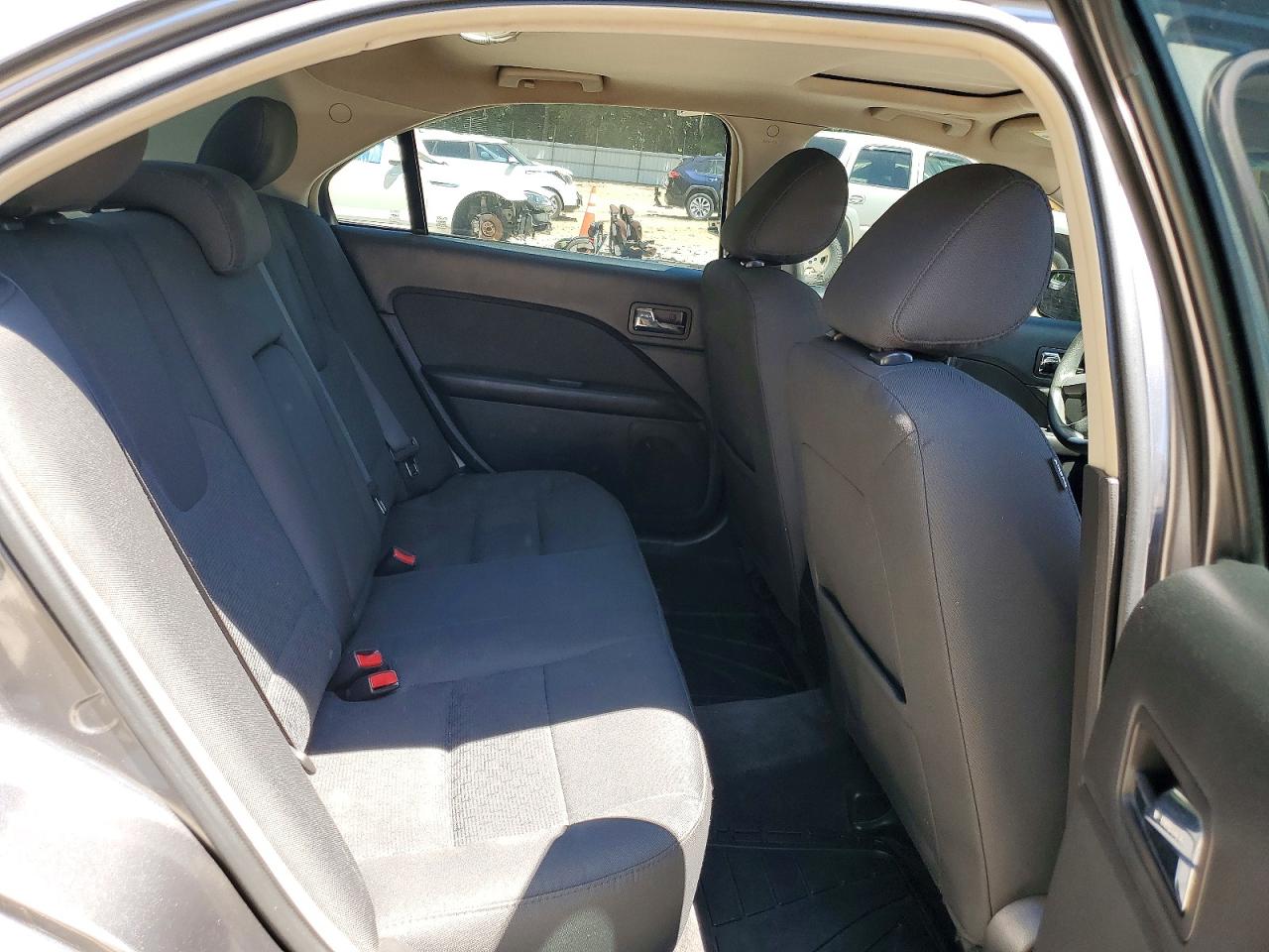 2012 FORD FUSION SE photo 10
