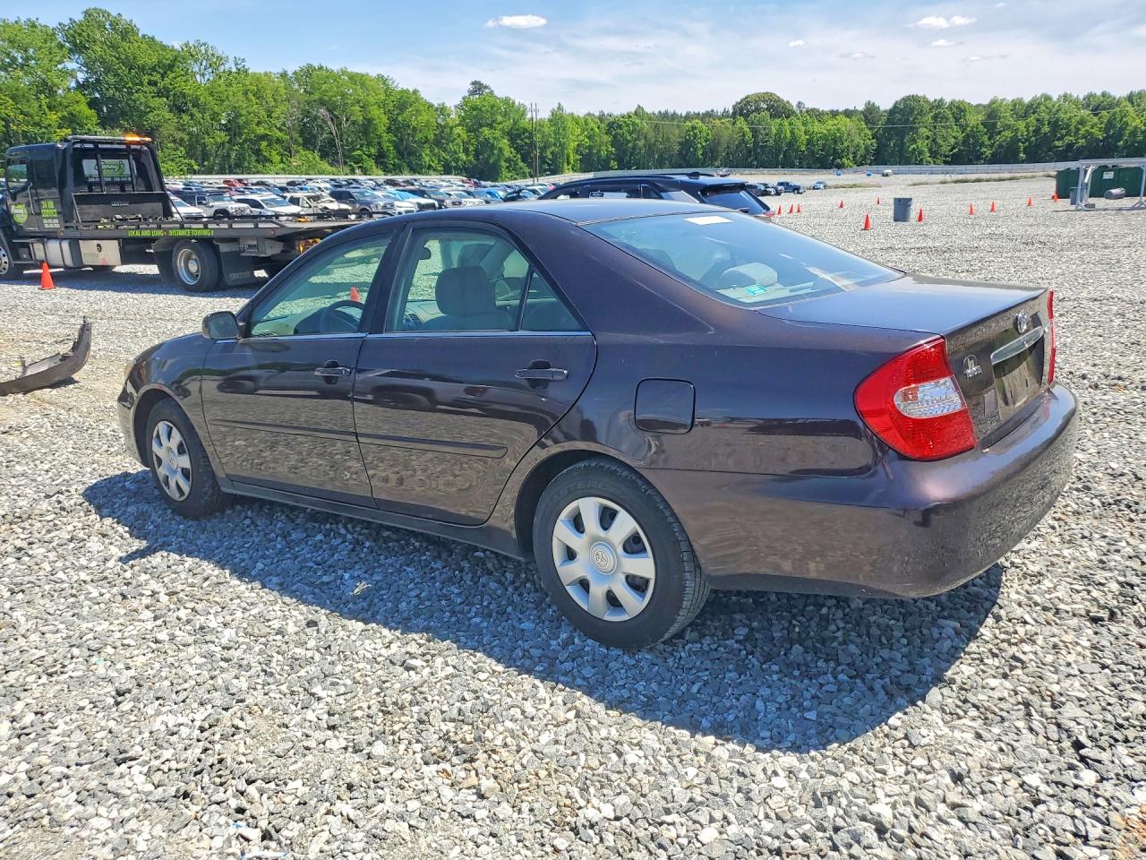 2003 TOYOTA CAMRY LE photo 4