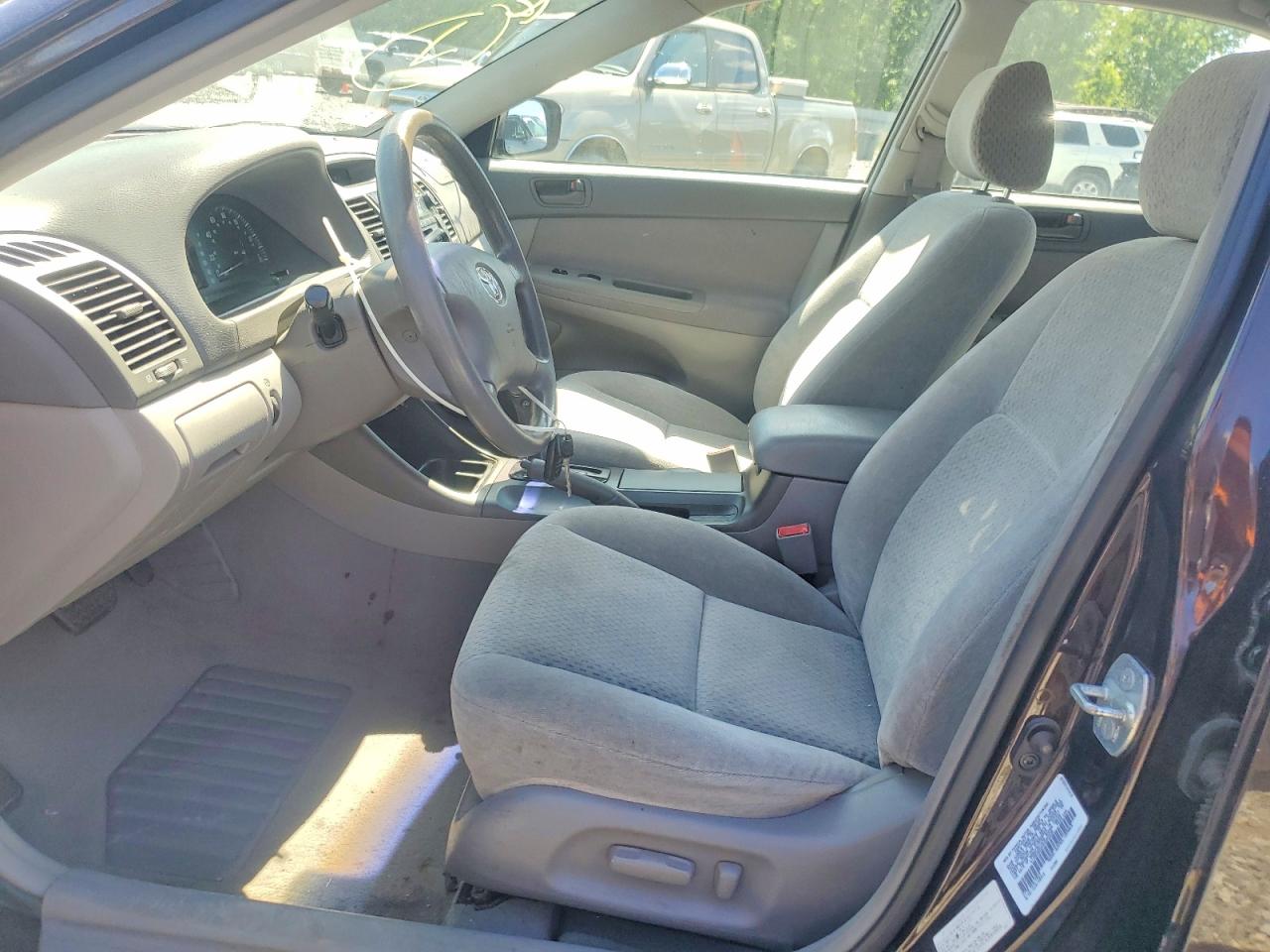 2003 TOYOTA CAMRY LE photo 19