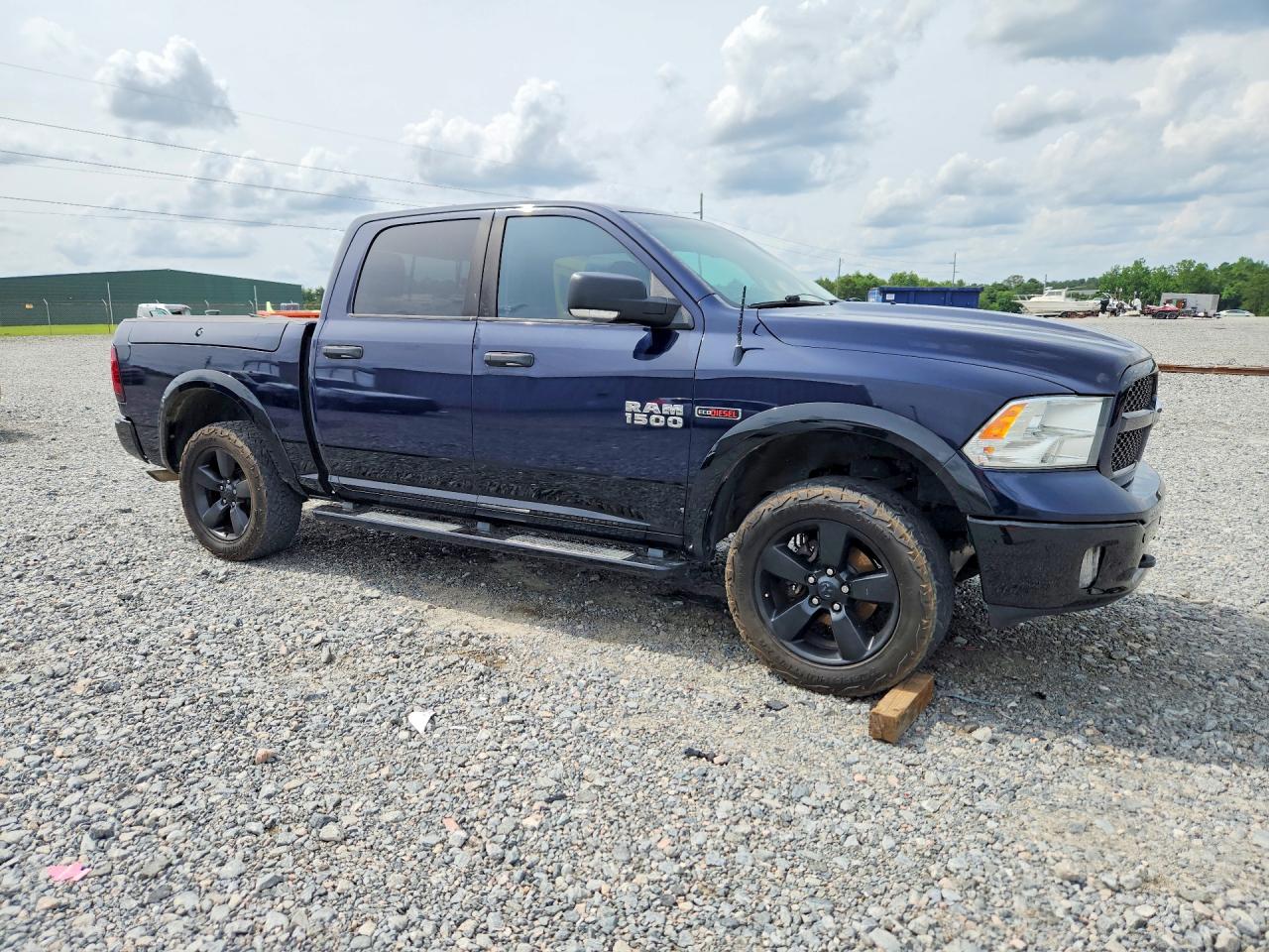 2015 RAM 1500 SLT photo 7