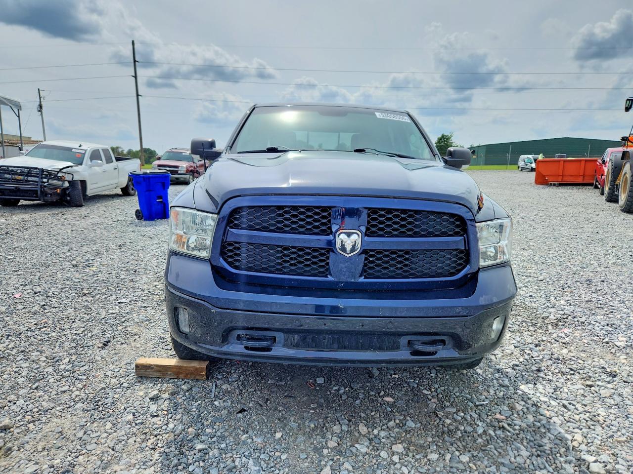 2015 RAM 1500 SLT photo 9