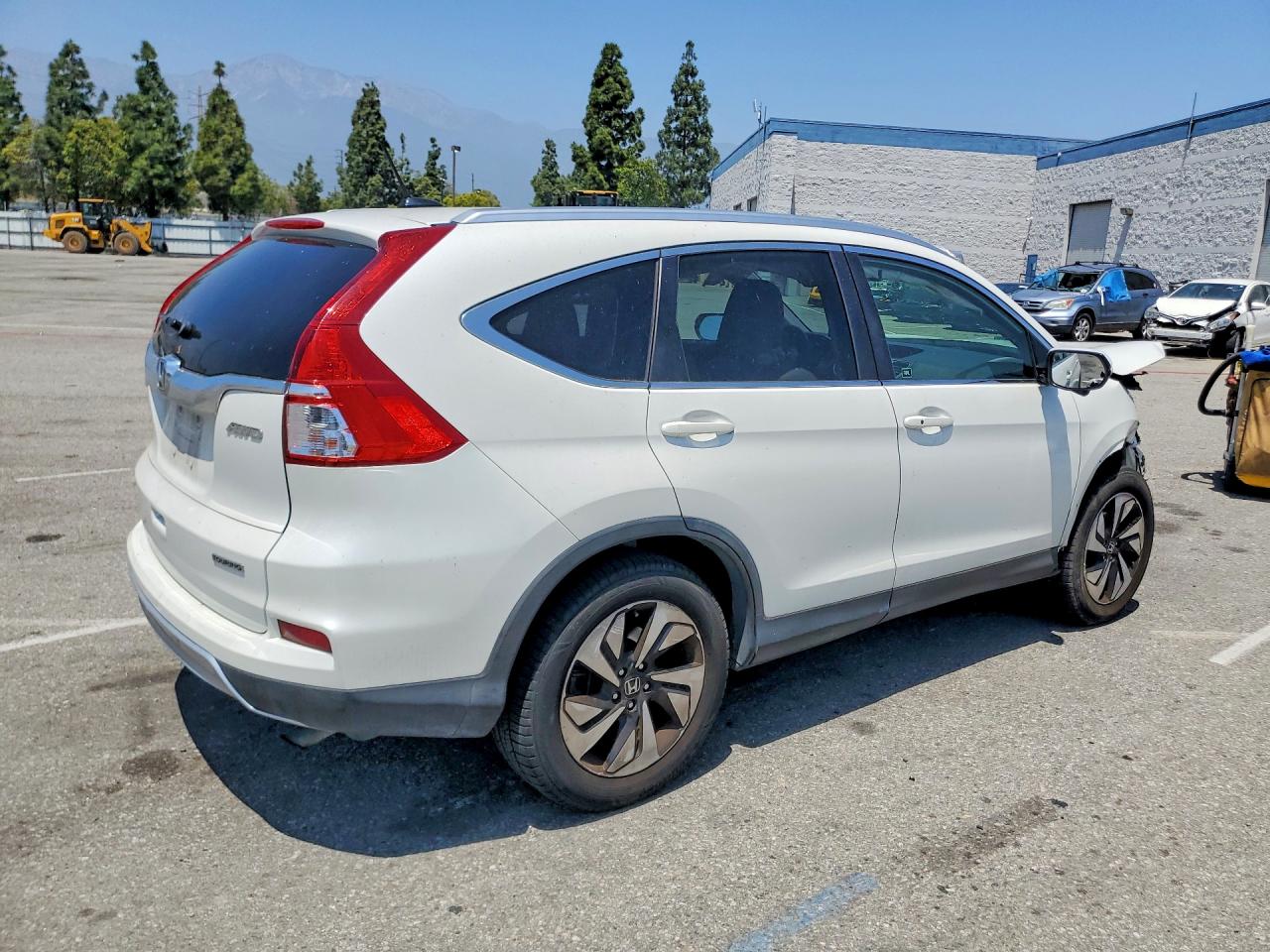 2015 HONDA CR-V TOURING photo 5