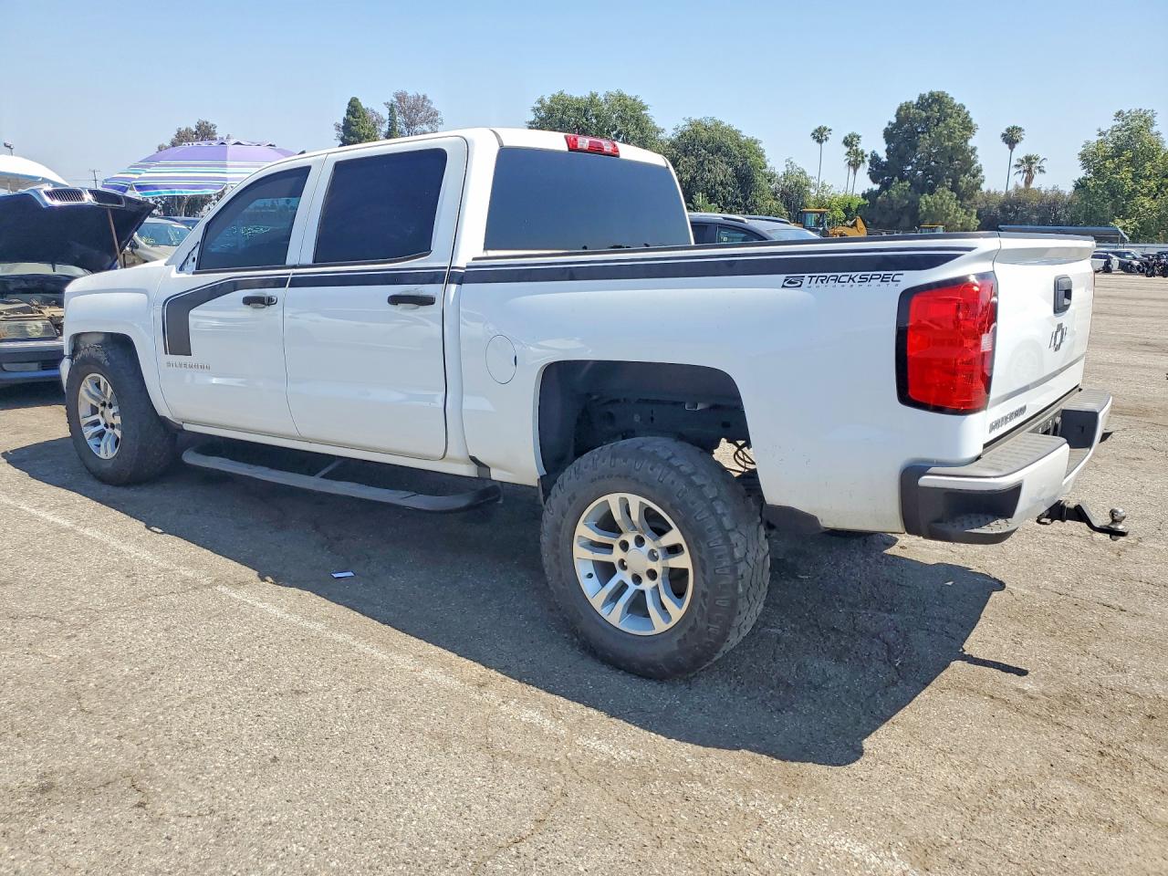 2018 CHEVROLET SILVERADO C1500 CUSTOM photo 4