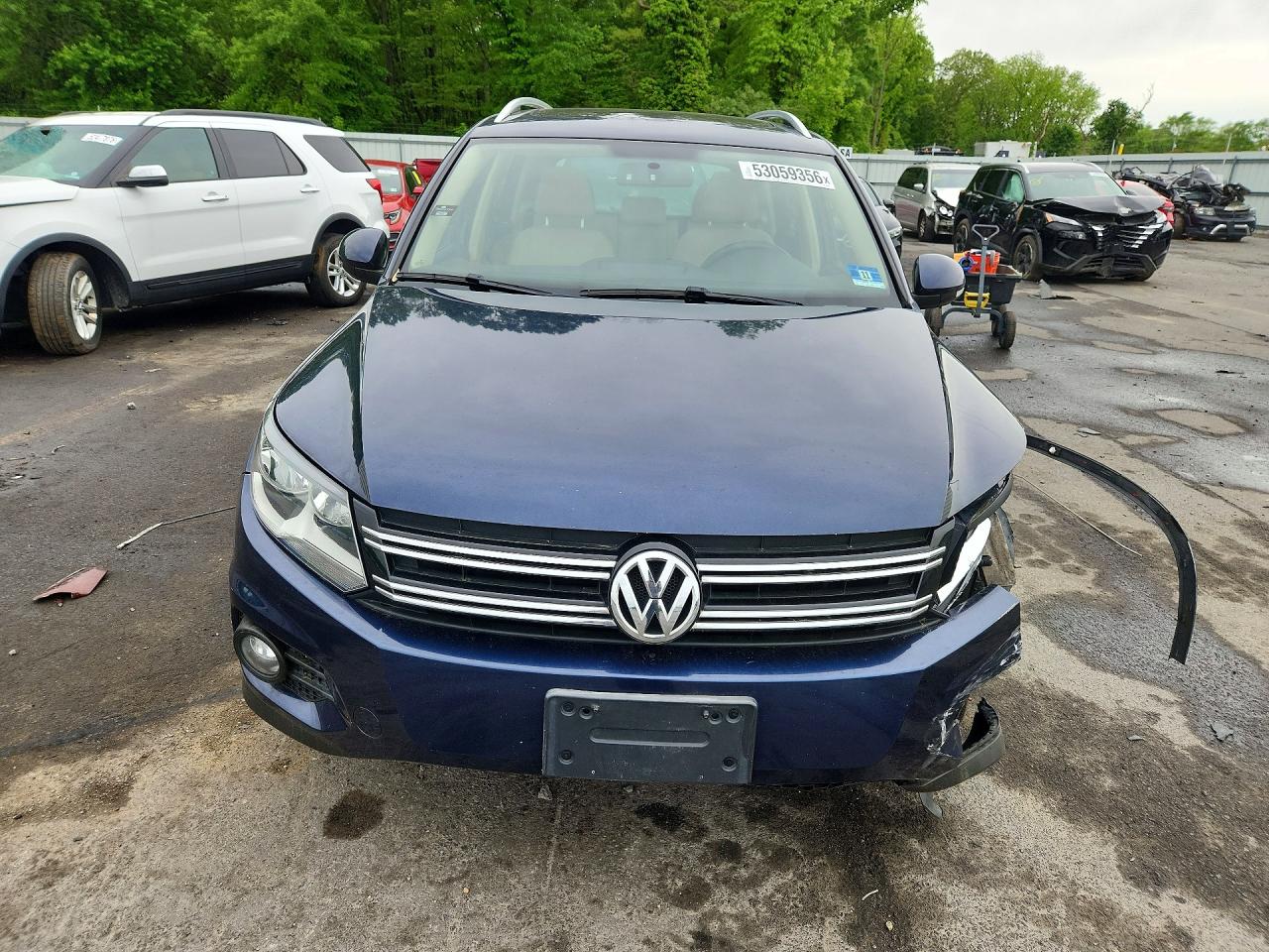 2013 VOLKSWAGEN TIGUAN S photo 13