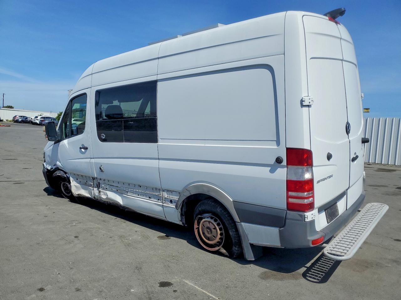2017 MERCEDES-BENZ SPRINTER 2500 photo 3