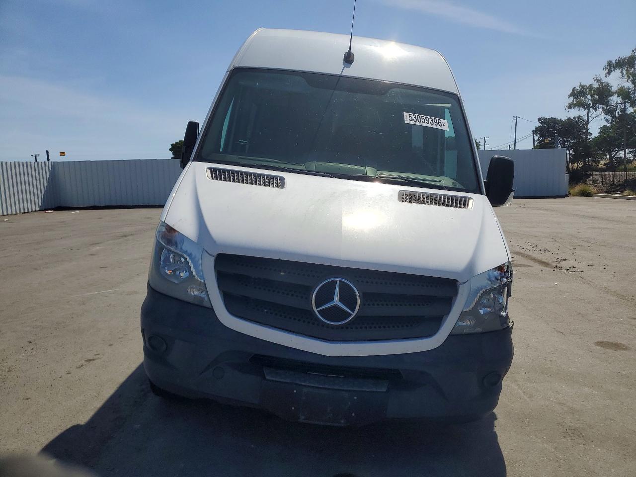 2017 MERCEDES-BENZ SPRINTER 2500 photo 9