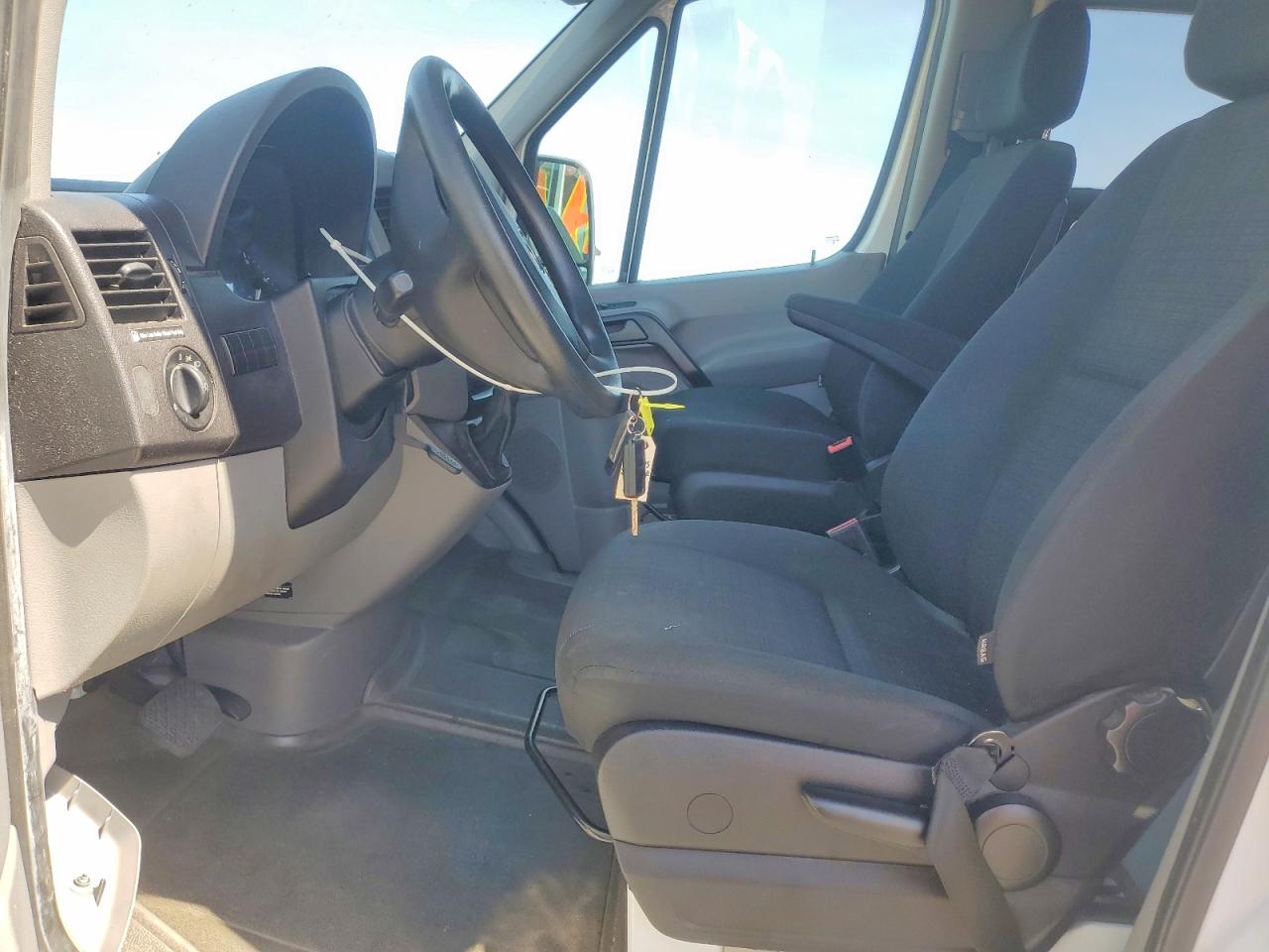 2017 MERCEDES-BENZ SPRINTER 2500 photo 13