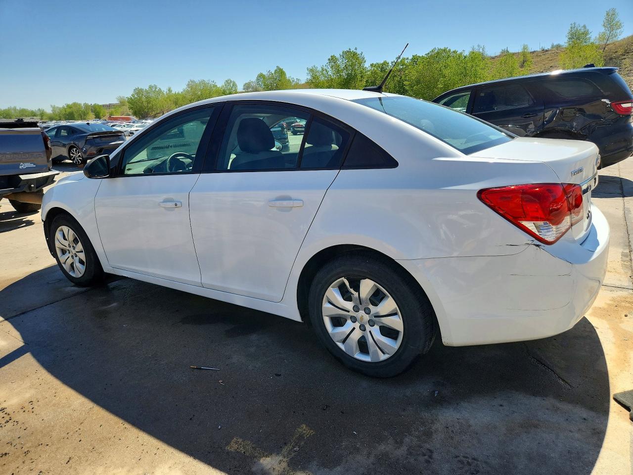 2014 CHEVROLET CRUZE LS photo 4