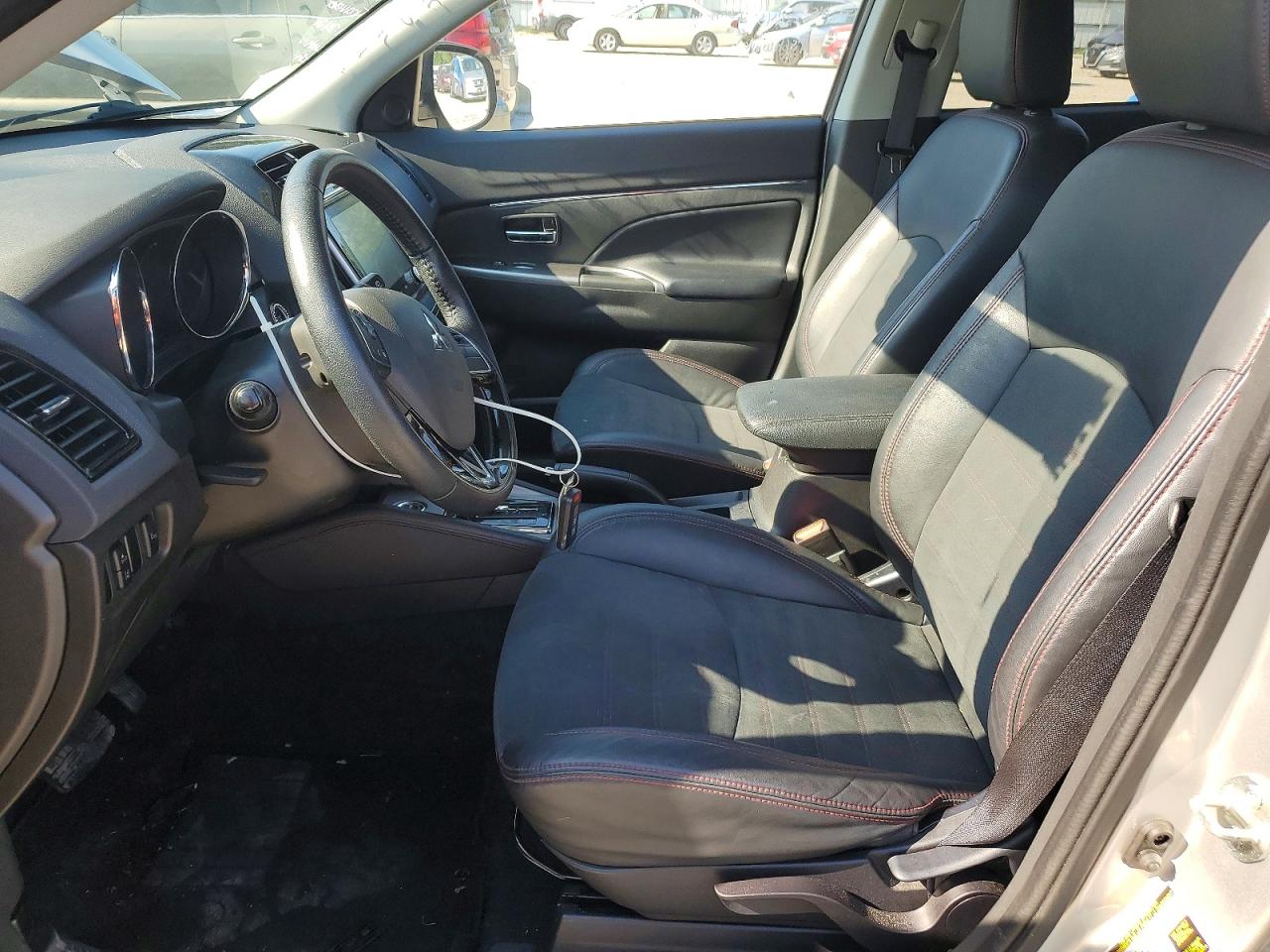 2022 MITSUBISHI OUTLANDER SPORT ES photo 19