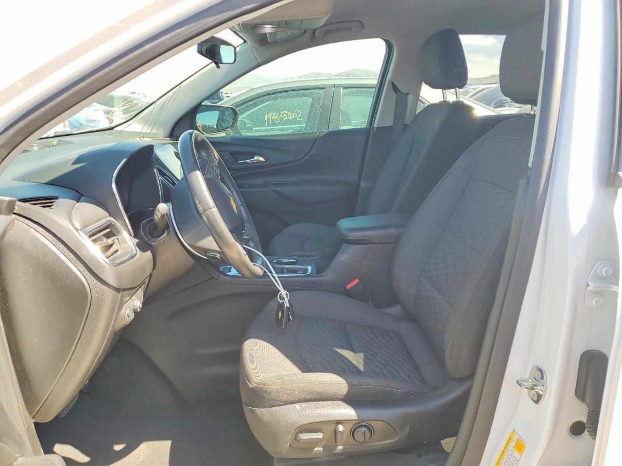 2019 CHEVROLET EQUINOX LT photo 19